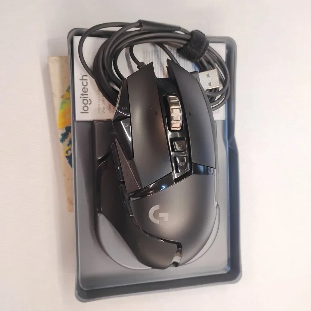 Logitech - G502 HERO Wired Optical Gaming Mouse with RGB Lighting - Black - Picture 4 of 8
